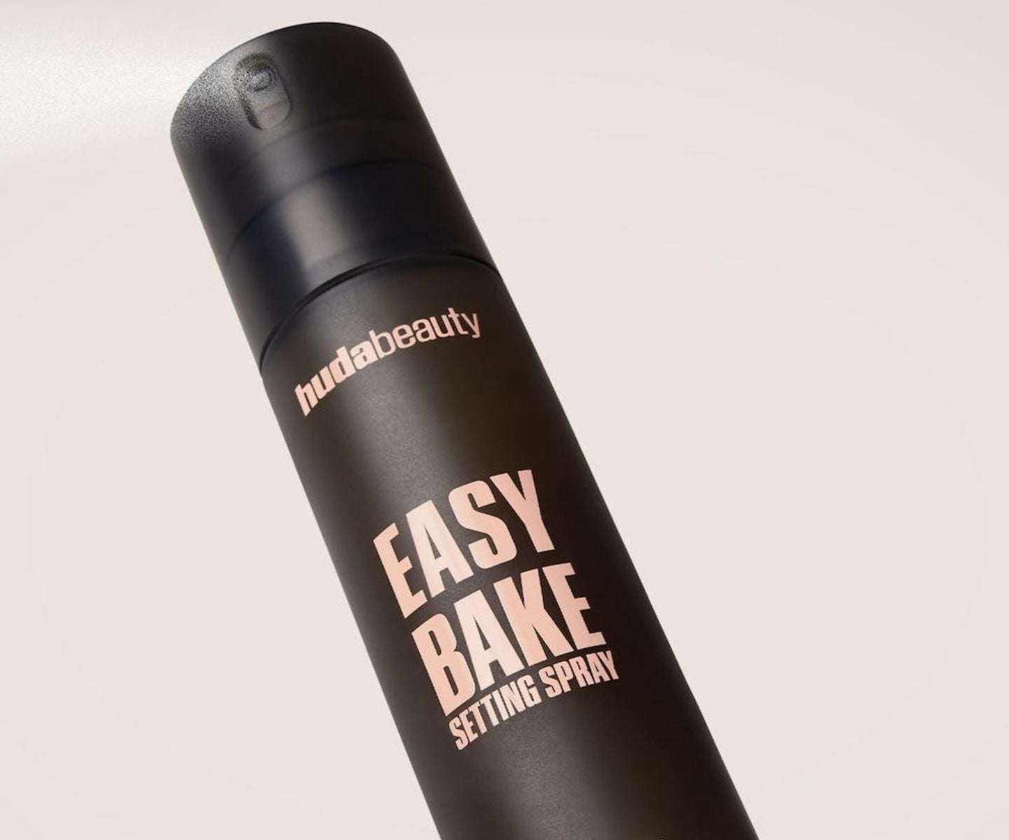 Huda Beauty – Easy Bake Setting Spray