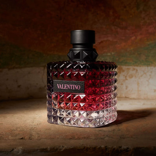 Valentino Donna Born in Roma Intense